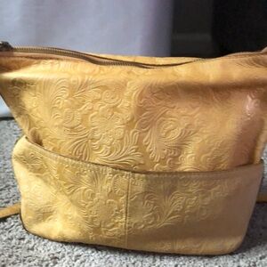 Chic Embossed Tan Shoulder Bag
